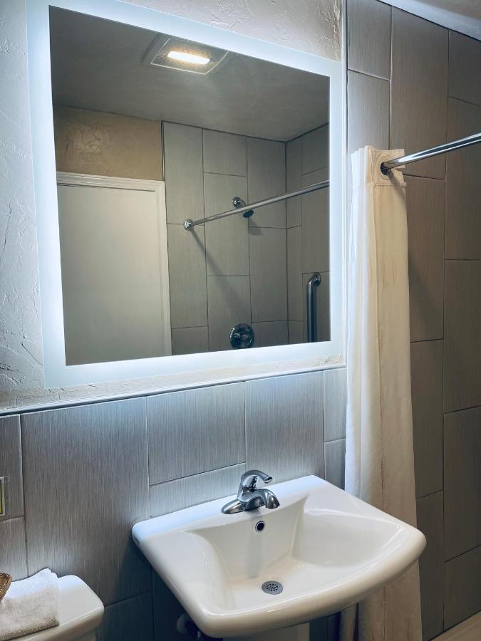 Century 21 Motel Лас Крусес Екстериор снимка